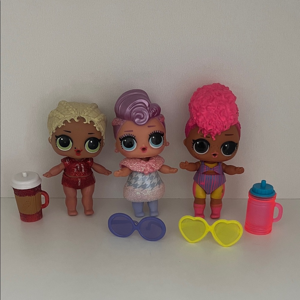 LOL surprise dolls (3) with accessories